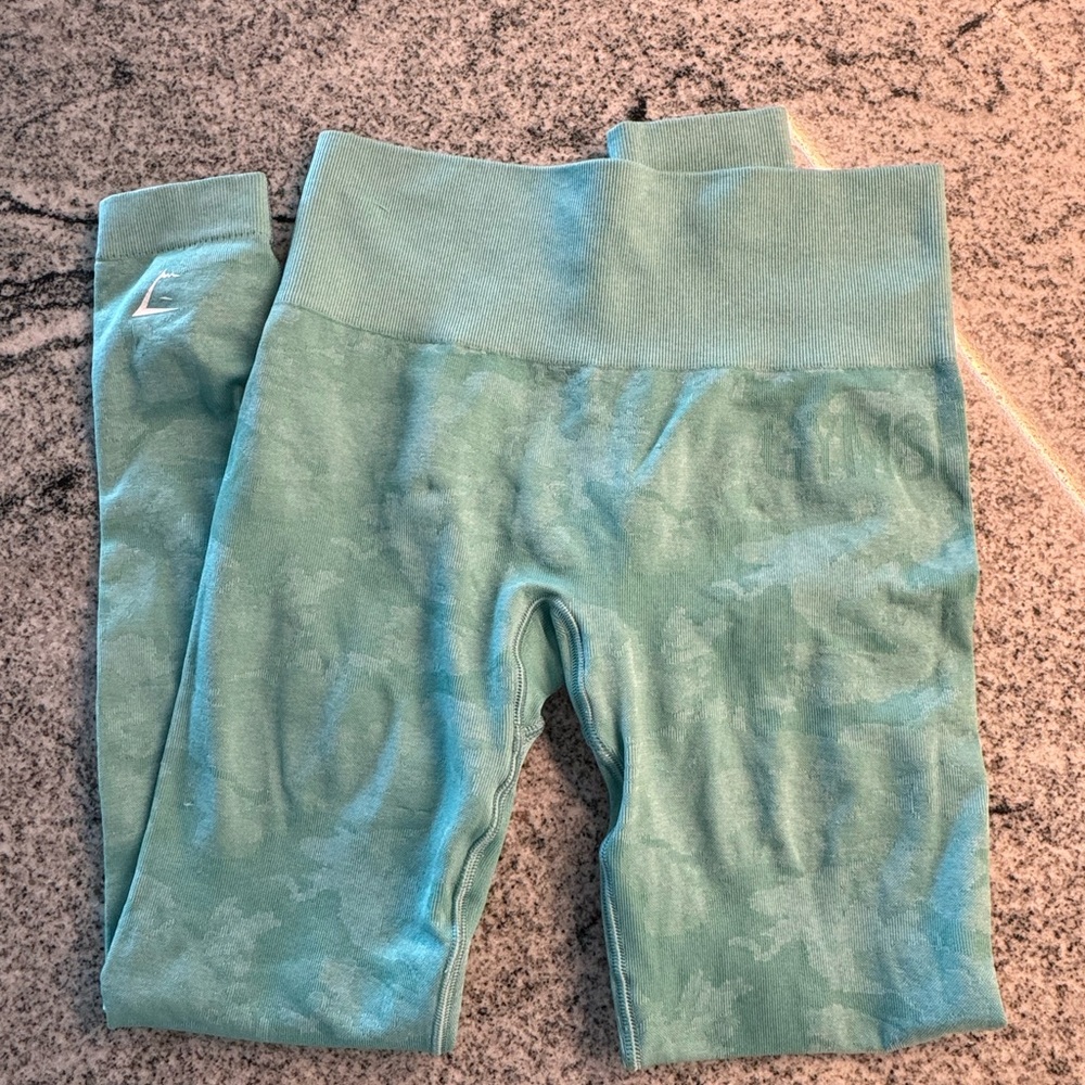 Gymshark Camo Leggings (light blue)